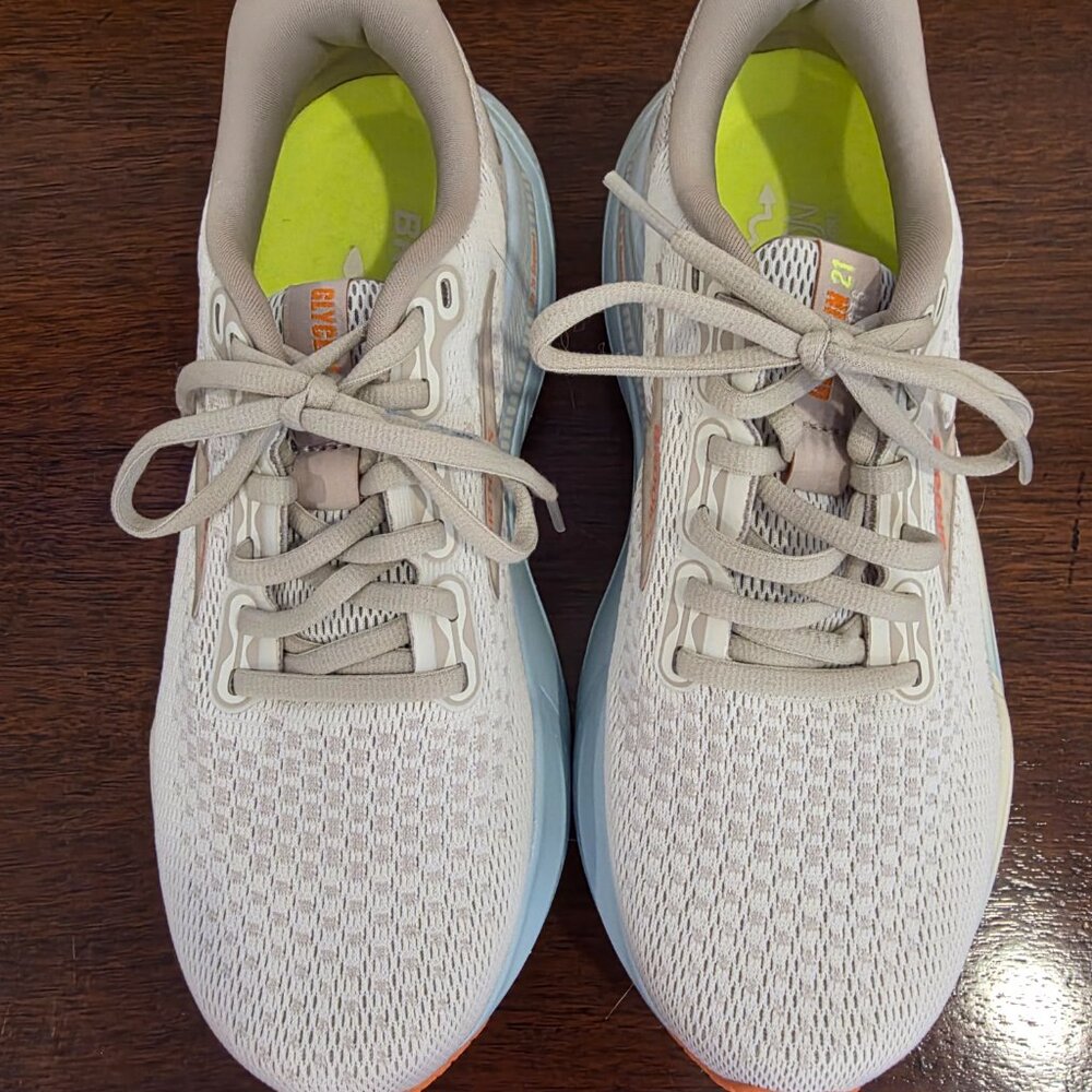 Brooks Glycerin 21 womens 7.5 running shoes NO WEAR